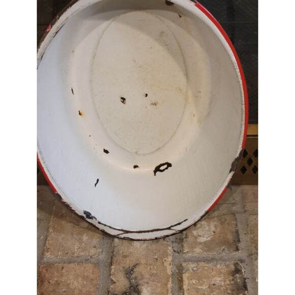 Vintage White/Red Oval Enamelware Basin Farmhouse Primitive Rustic Chippy Pan - Picture 5 of 7